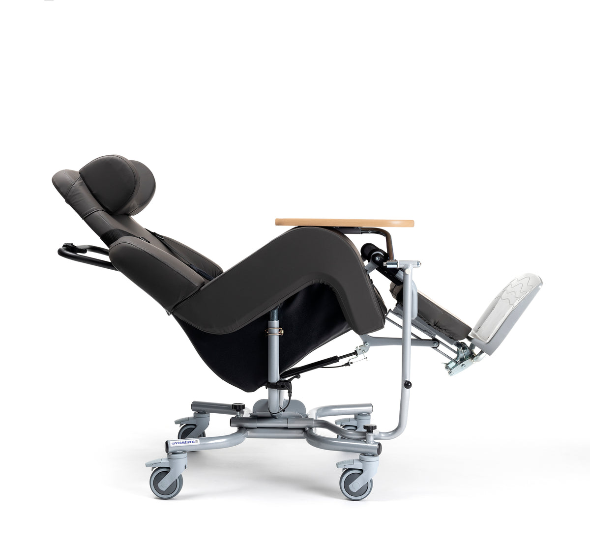 Altitude  Shell Chair